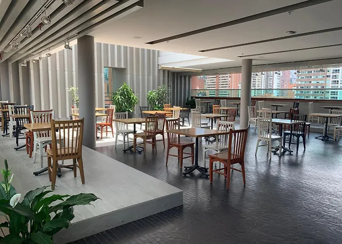 Hotel Holiday Inn Express & Suites Medellin By Ihg