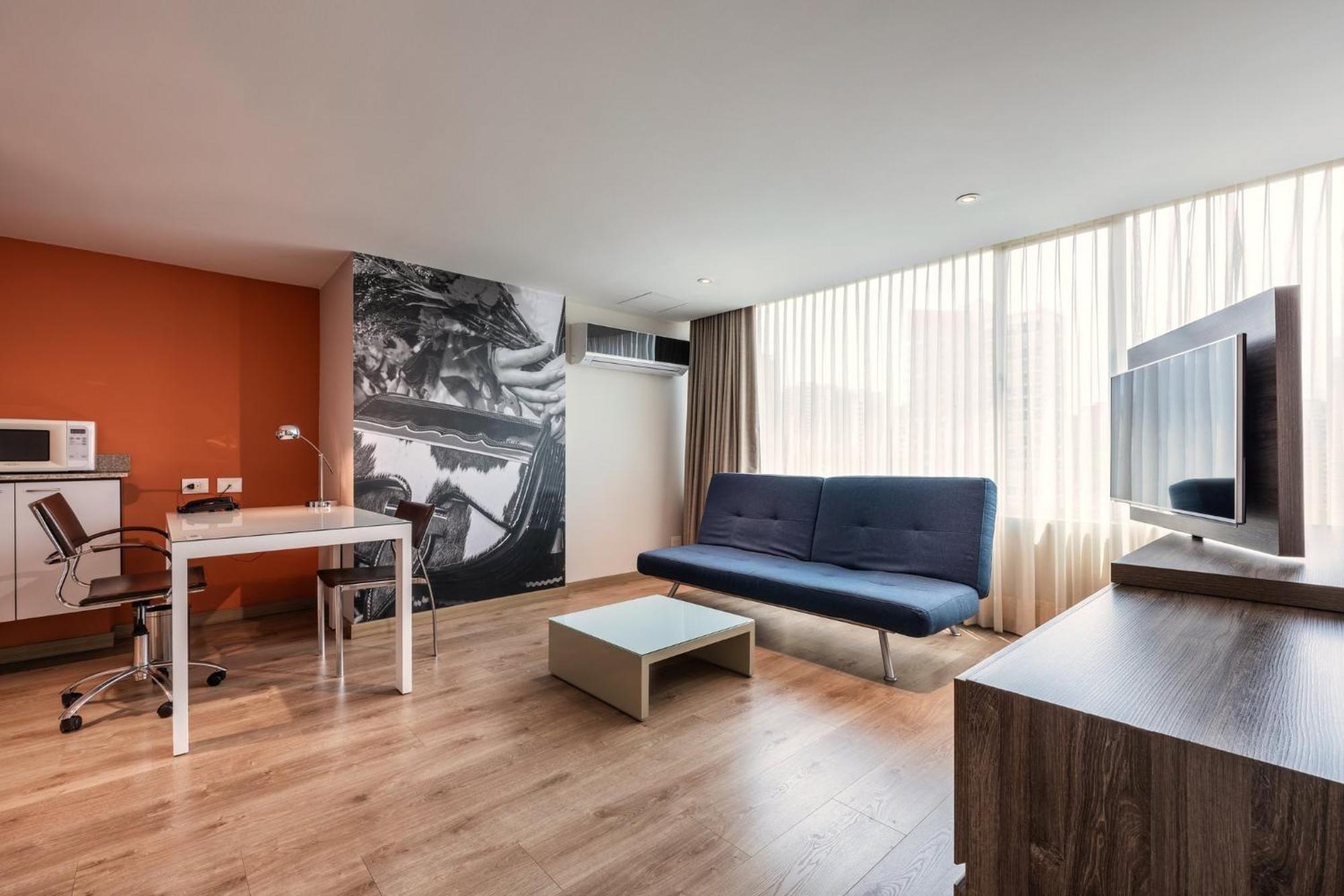 Express & By Ihg Medellin