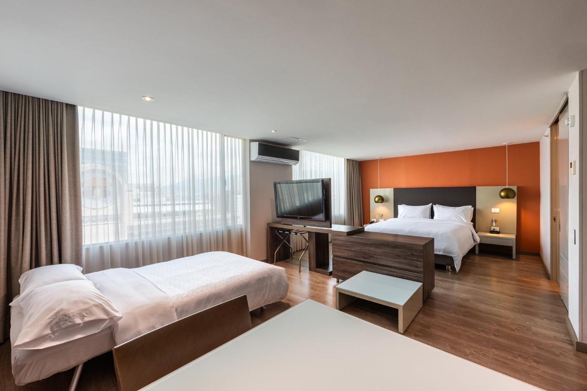 Express & By Ihg 4* Medellin