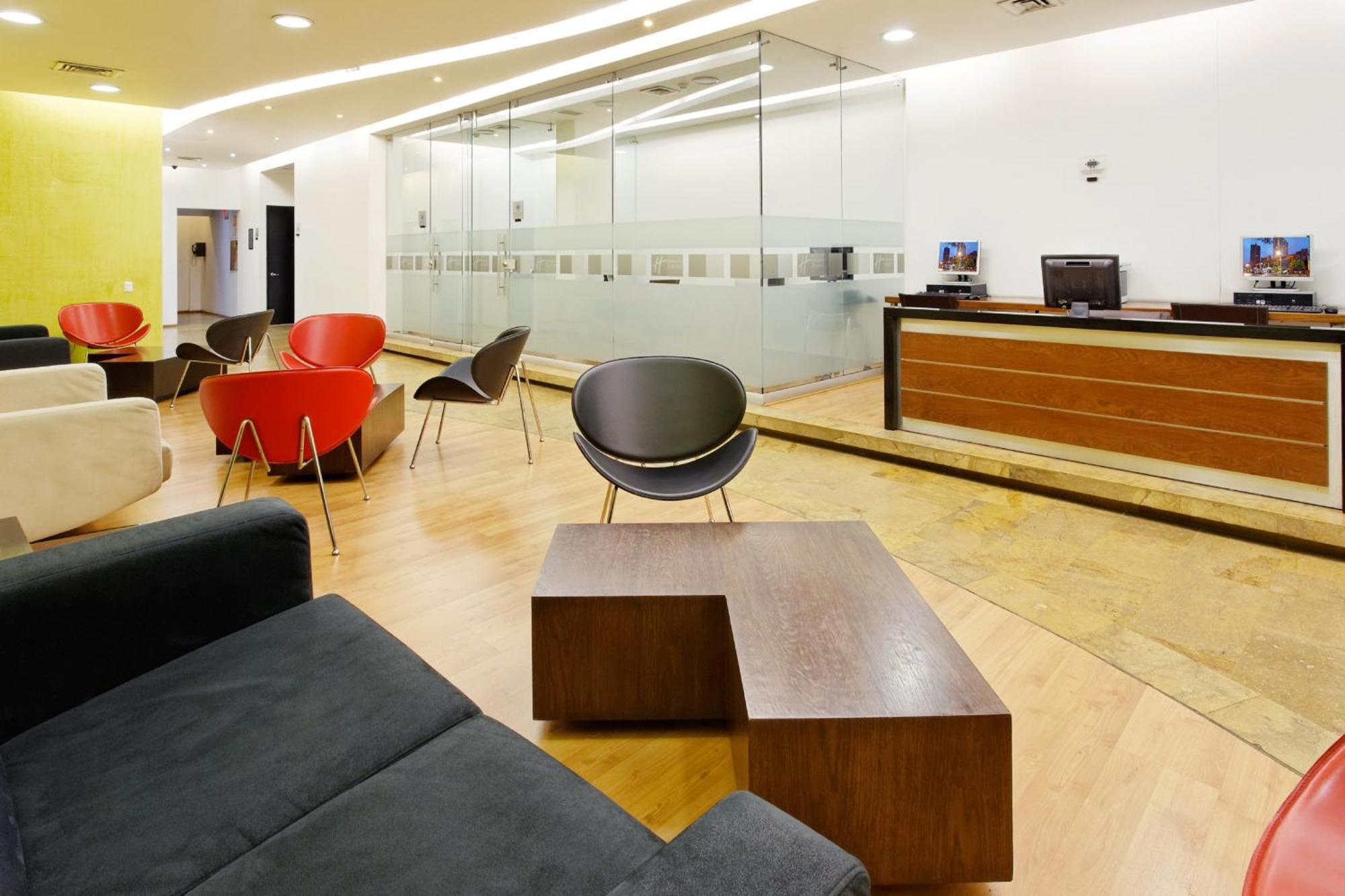 Express & By Ihg Hotel 4*
